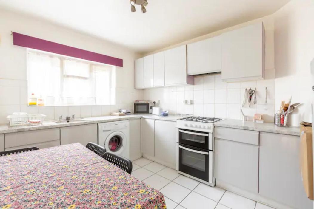 Cosy 1 Bedroom Flat Near Barking Town Centre Exterior foto